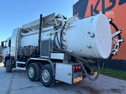 Volvo FM 300 6x6 WASTE 4 + CLEAN WATER 8 m3 / VACUUM ...