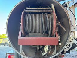 Volvo FM 300 6x6 WASTE 4 + CLEAN WATER 8 m3 / VACUUM ...