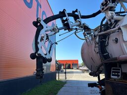 Volvo FM 300 6x6 WASTE 4 + CLEAN WATER 8 m3 / VACUUM ...
