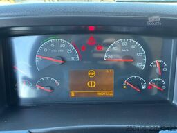 Volvo FM 300 6x6 WASTE 4 + CLEAN WATER 8 m3 / VACUUM ...