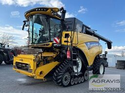 New Holland CR 8.90 RAUPE