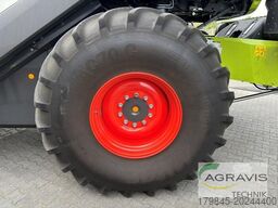 Claas TRION 660