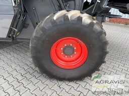Claas TRION 660