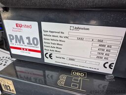 Johnston C200/201 - Sweeper - Like NEW!