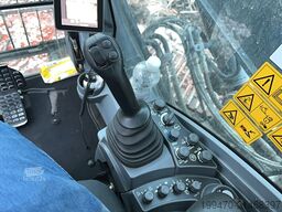 Hitachi ZX350 LCN-7 with 2 excavator buckets