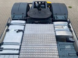 MAN TGX 18.520LL Retarder/GX/Standkl./Vollluft./Navi