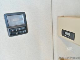 Mercedes-Benz Actros 2545  E6 Iso Koffer 6x2 Lift Lenk LBW AHK