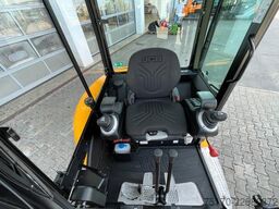 JCB 8029 CT / 151h / 2023 / Inkl. Löffelpaket
