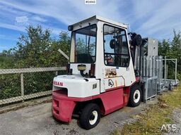 Nissan FJ02A25U Forklift