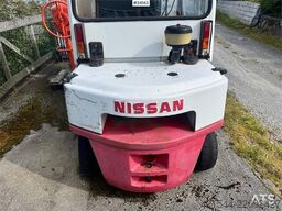 Nissan FJ02A25U Forklift