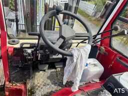Nissan FJ02A25U Forklift