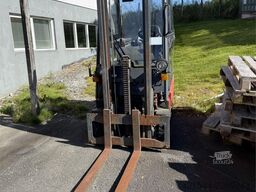 Linde E16P-02 truck for sale as a repair object