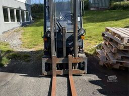 Linde E16P-02 truck for sale as a repair object