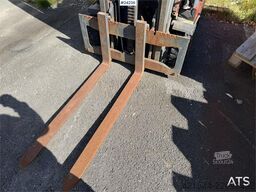 Linde E16P-02 truck for sale as a repair object