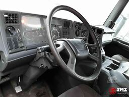 Scania 124 360 6x4 manual pump