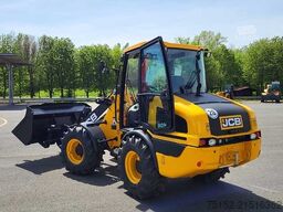 JCB 406 - NEU - inkl. Schaufel und Gabel