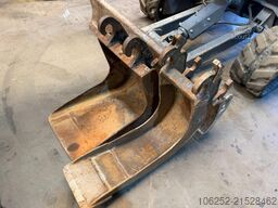 Takeuchi TB235-2 *1134H ORIGINAL* - 3  BUCKETS / LÖFFEL ...