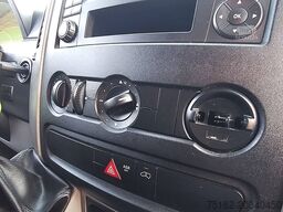 MERCEDES-BENZ SPRINTER 513