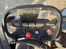 MERCEDES-BENZ Actros neu 2558 6x2 Pritsche Kran Fassi 415 40m/