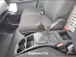 IVECO EUROCARG0 90 220 CON CELLA ISOTERMICA E SPONDA CARICATRICE