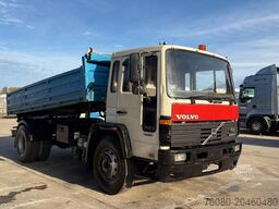Volvo FL 6-18 (10 BOLTS / POMPE MANUELLE / MANUAL PUM...