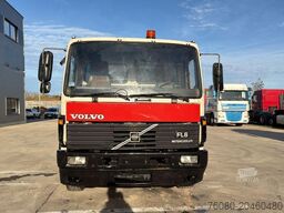 Volvo FL 6-18 (10 BOLTS / POMPE MANUELLE / MANUAL PUM...