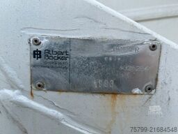 MERCEDES-BENZ 814 Atego mit Böcker Dachdecker Kran AK25-650