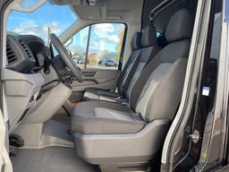 VOLKSWAGEN Crafter Kasten 35 L4H3 NAV SITZHZ AHK DAB KAMERA