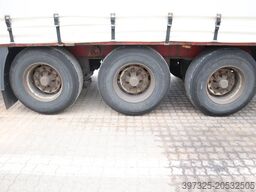 Krone Curtainsider / Planenauflieger / Gardin