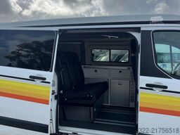 Ford Panama P10 Campervan | 2022 EURO 6 | Professioneller Händler