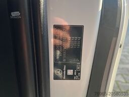MERCEDES-BENZ Vito 116 LANG KLIMA TEMPOMAT PDC 2-SITZER REGALE