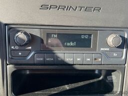 MERCEDES-BENZ Sprinter 211 LANG ANHÄNGERKUPPLUNG KLIMA 3-SITZE