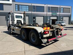 Volvo FMX 420 / 6x4 / Hookarm 20T / Steel Spring