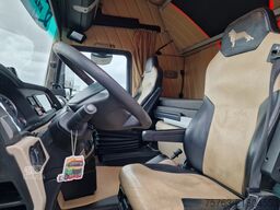 MAN TGX 18.510 4x2 - Lowdeck - Custom interior - Fu...