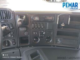 SCANIA P 400 GRUA CAJA FIJA