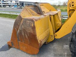 Caterpillar 966M NEW TIRES