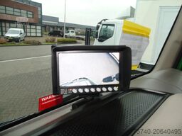 DAF LF 180 + lift + euro 6