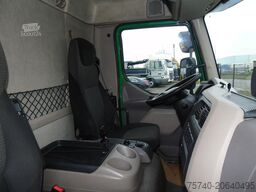 DAF LF 180 + lift + euro 6