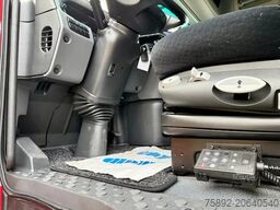 Mercedes-Benz Actros 1855 V8 / Megaspace / Retarder / Eu5