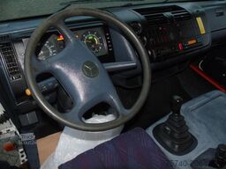 Mercedes-Benz Atego 1218 + MANUAL + LIFT