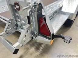 Brian James Digger Plant543-3217-35-2-12-A Maschinentranspor