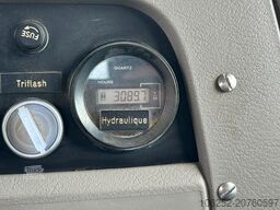 Renault MIDLUM 280dxi 4x4 18m SKYLIFT / HUBARBEITSBÜHNE...