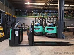 Mitsubishi OPB20N2X fourches levée ergonomique 2400mm