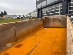 SCANIA G490 10x4 2S Moser