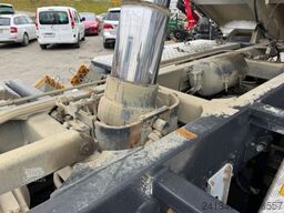 SCANIA G490 10x4 2S Moser