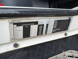 SCANIA G490 10x4 2S Moser