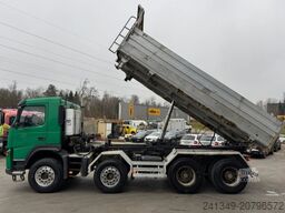 VOLVO FM-460 8x4 Kipper/Mixer