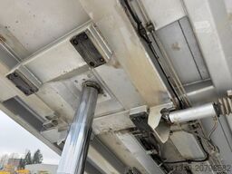 RENAULT C520 10x4 2S Kipper