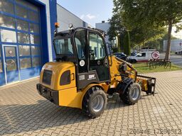 Berger Kraus Radlader/Teleskoplader BK810T *KUBOTA*