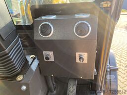 Berger Kraus Radlader/Teleskoplader BK810T *KUBOTA*